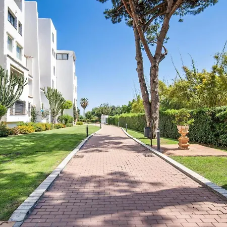 Atico Con Vistas Al Mar Marbella